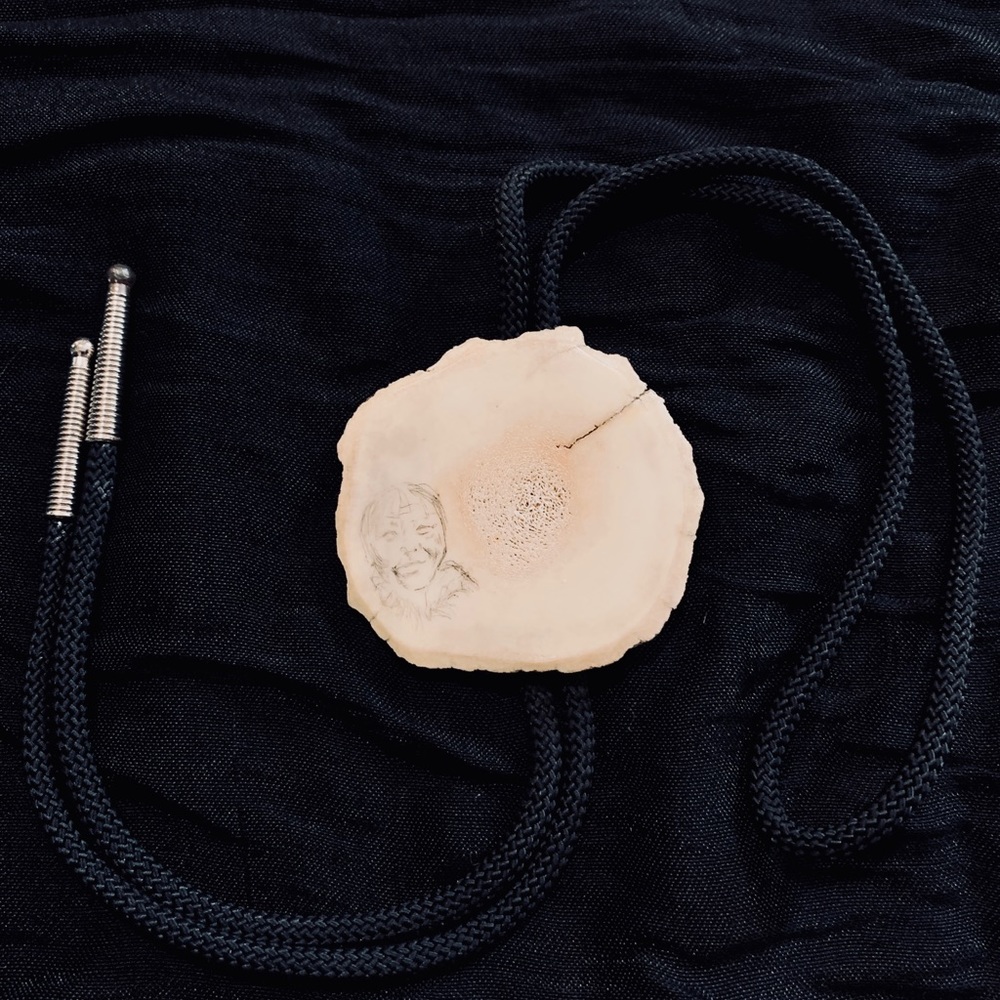 Vintage Alaska Inuit Scrimshaw Walrus Tusk Bolo Tie
